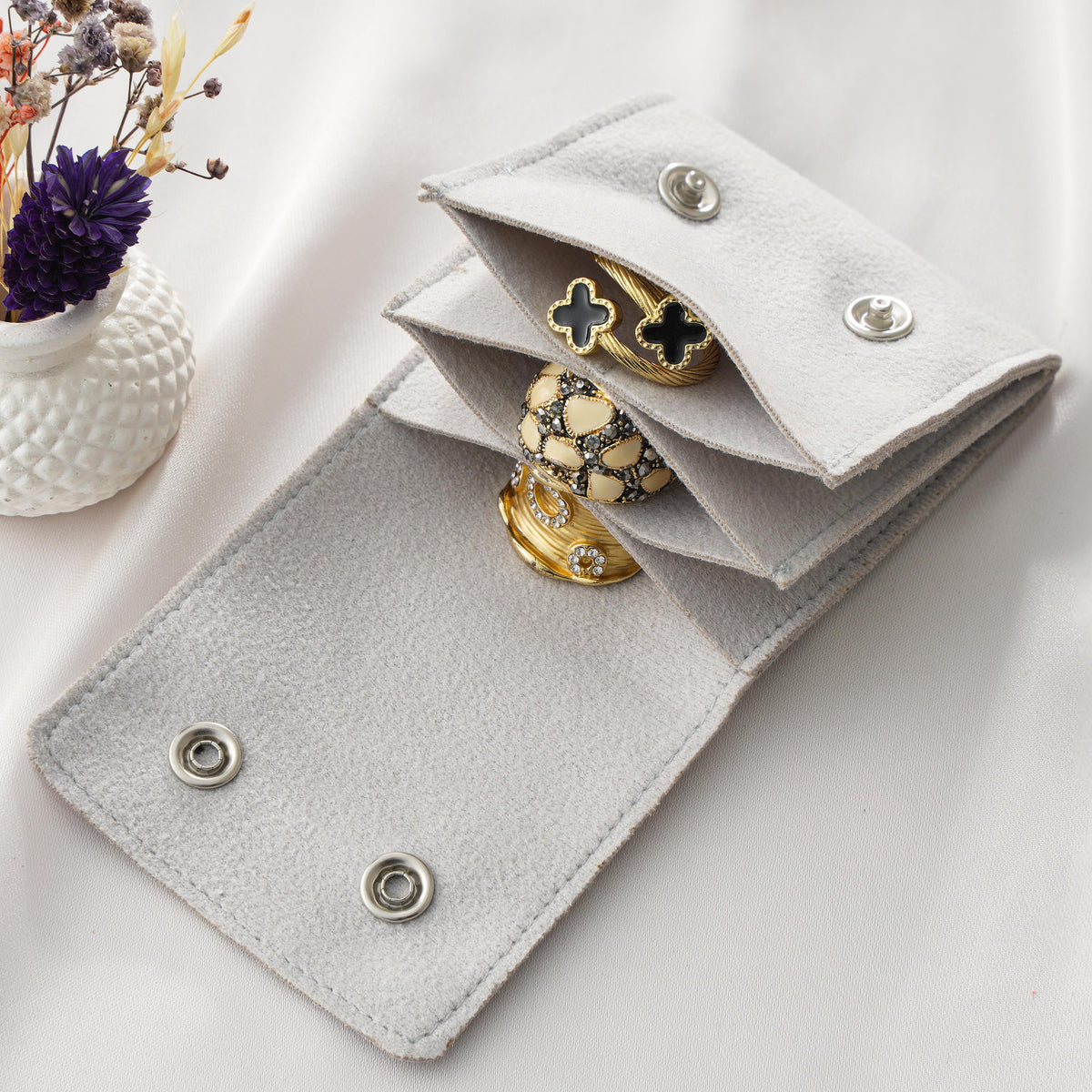 50pcs Multi Layer Jewelry Pouches Wholesale, Vegan Suede Compact Organizers, Jewelry Store Supplies Bulk
