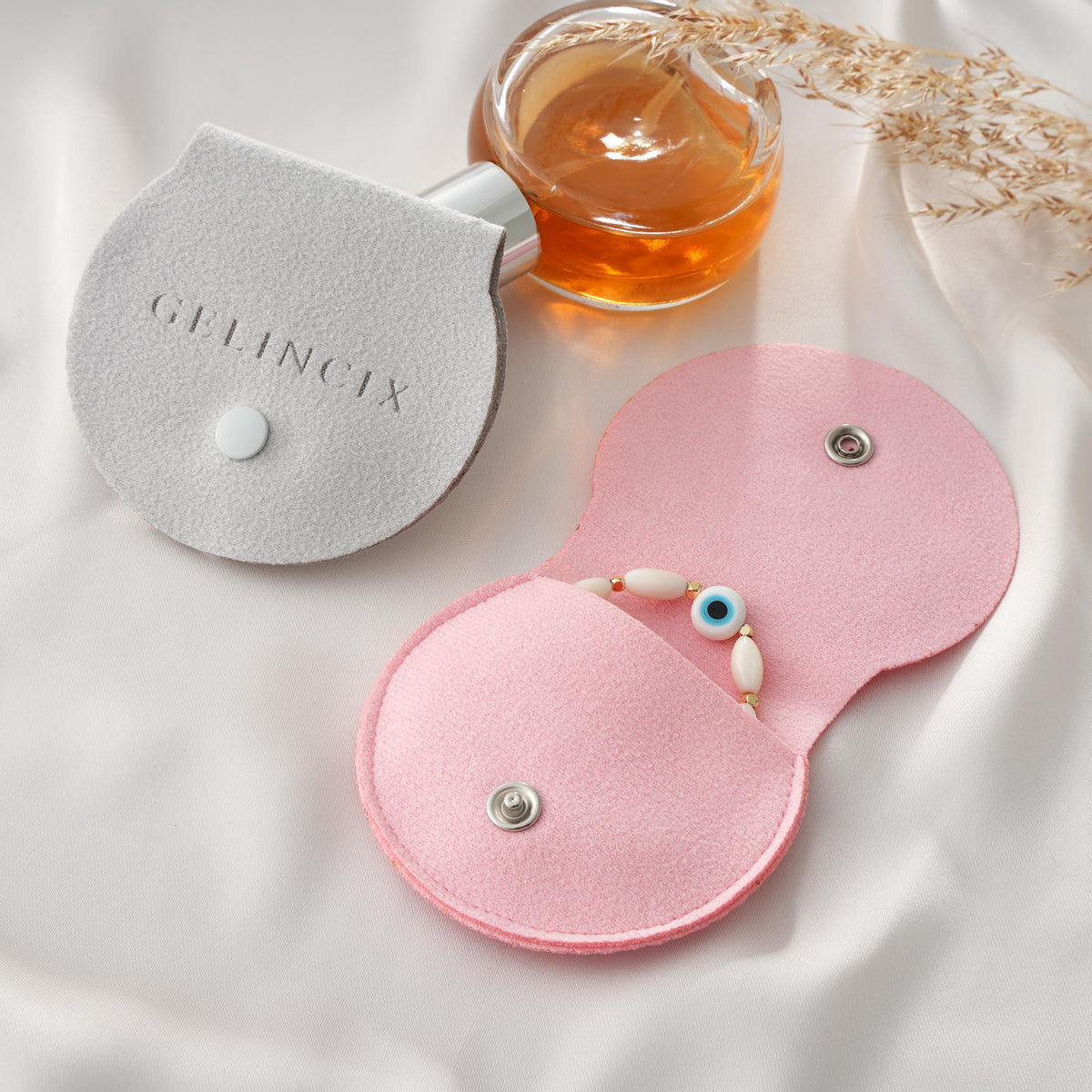 50pcs Round Jewelry Pouches Bulk, Vegan Suede Snap Cases with Custom Logo, Wholesale Boutique Packaging