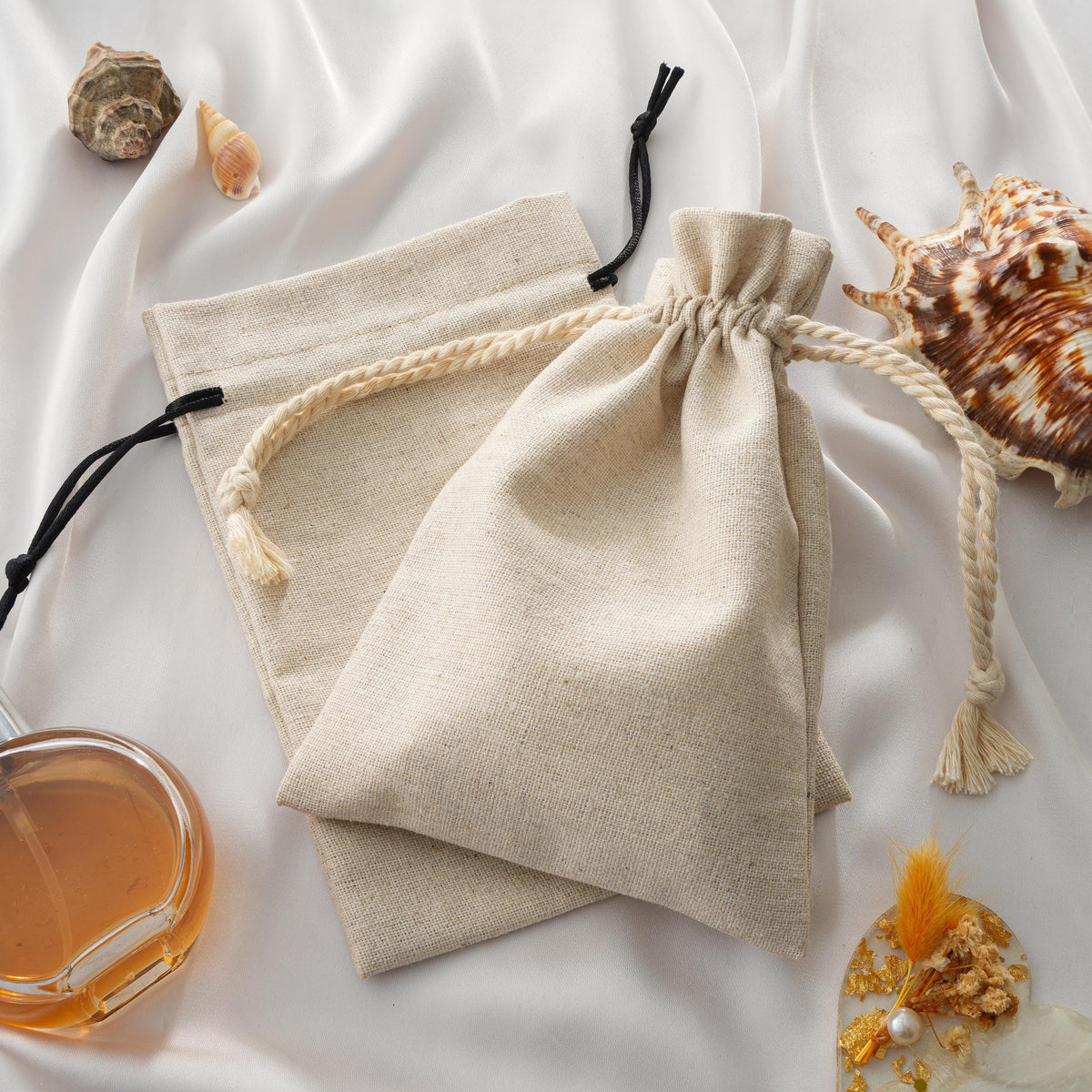 50pcs Linen Drawstring Bags with Tassel, Boho Wedding Favor Pouches Bulk, Custom Logo Rustic Gift Bags